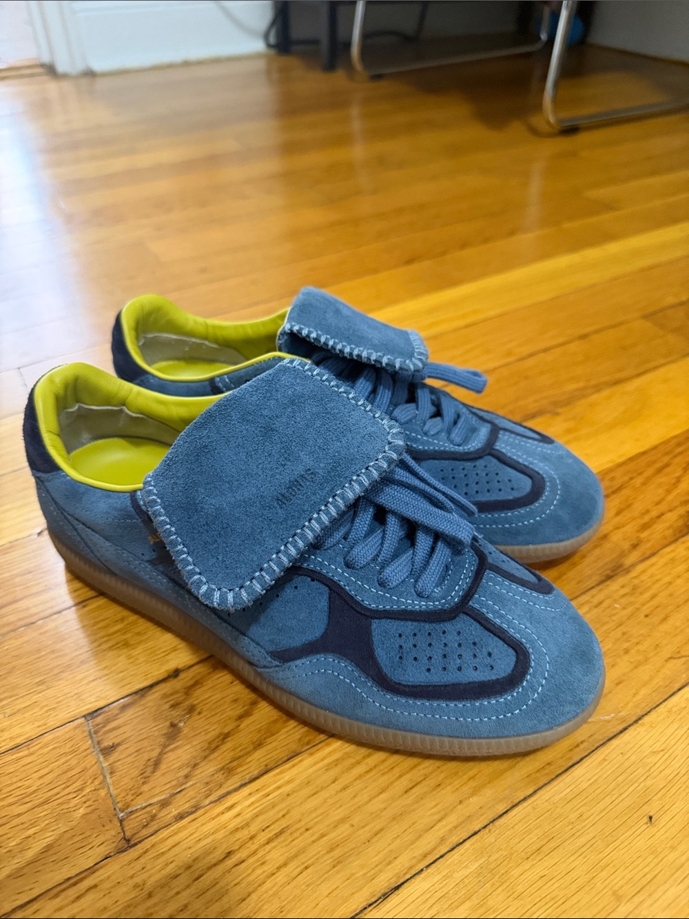 ALOHA suede sneakers - NEW
